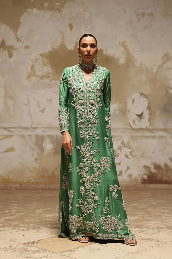 Nia - Hunain Naveed