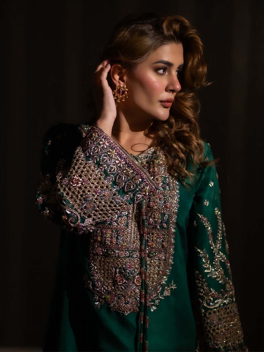 Hijab Omer - Kubra