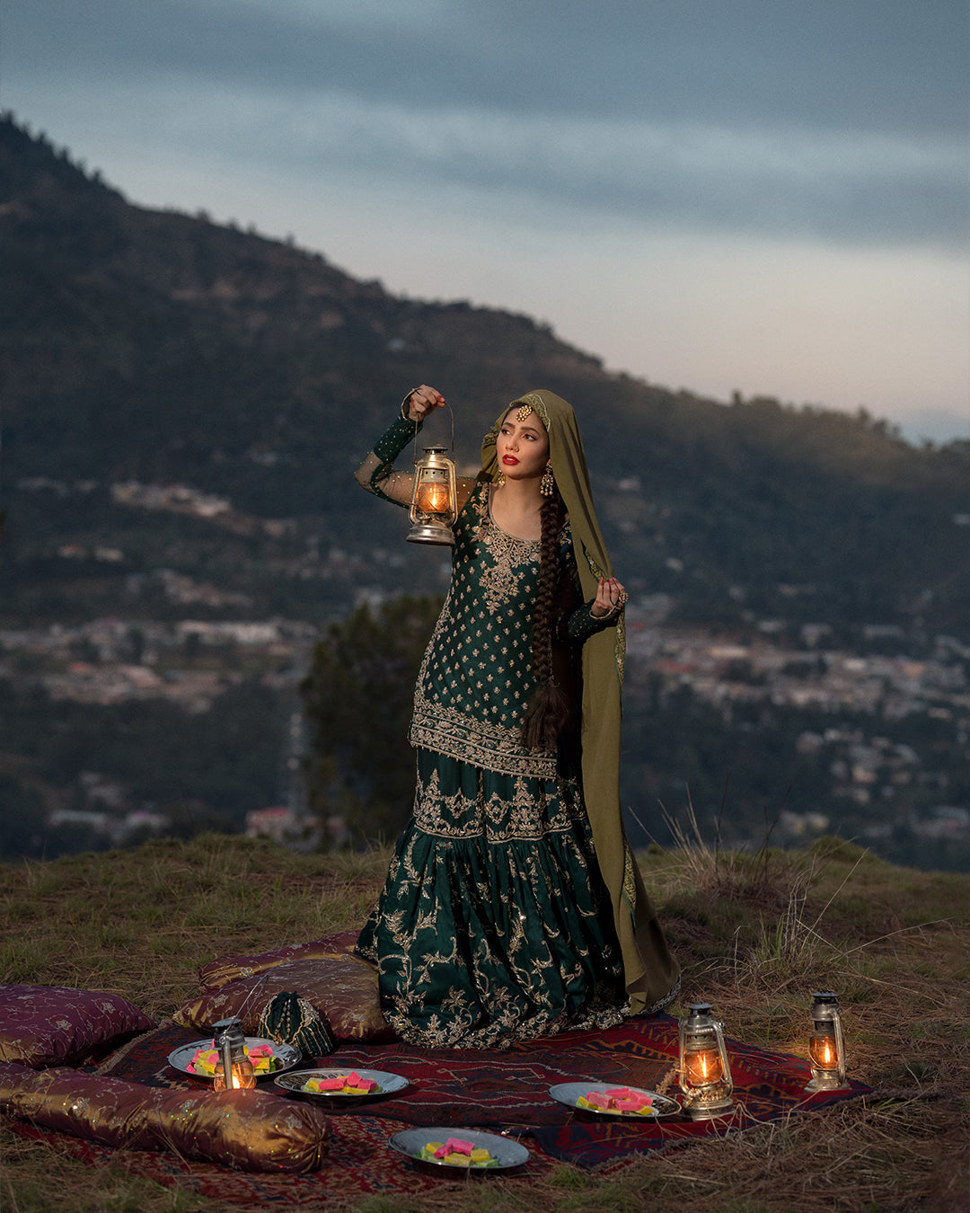 Faiza Saqlain - Durkhanai