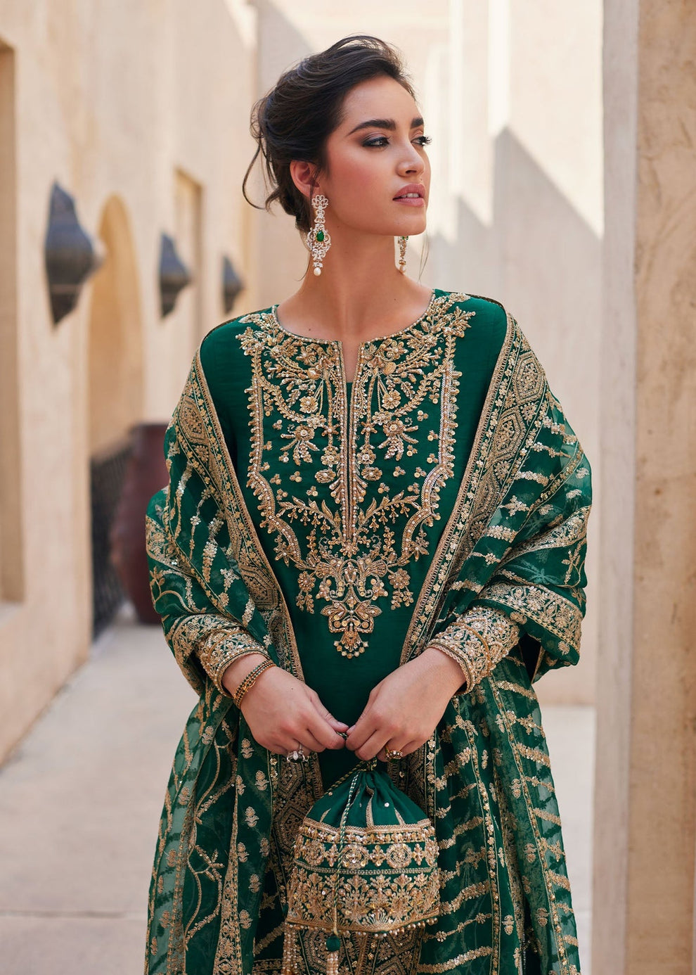 Kanwal Malik - Zyra