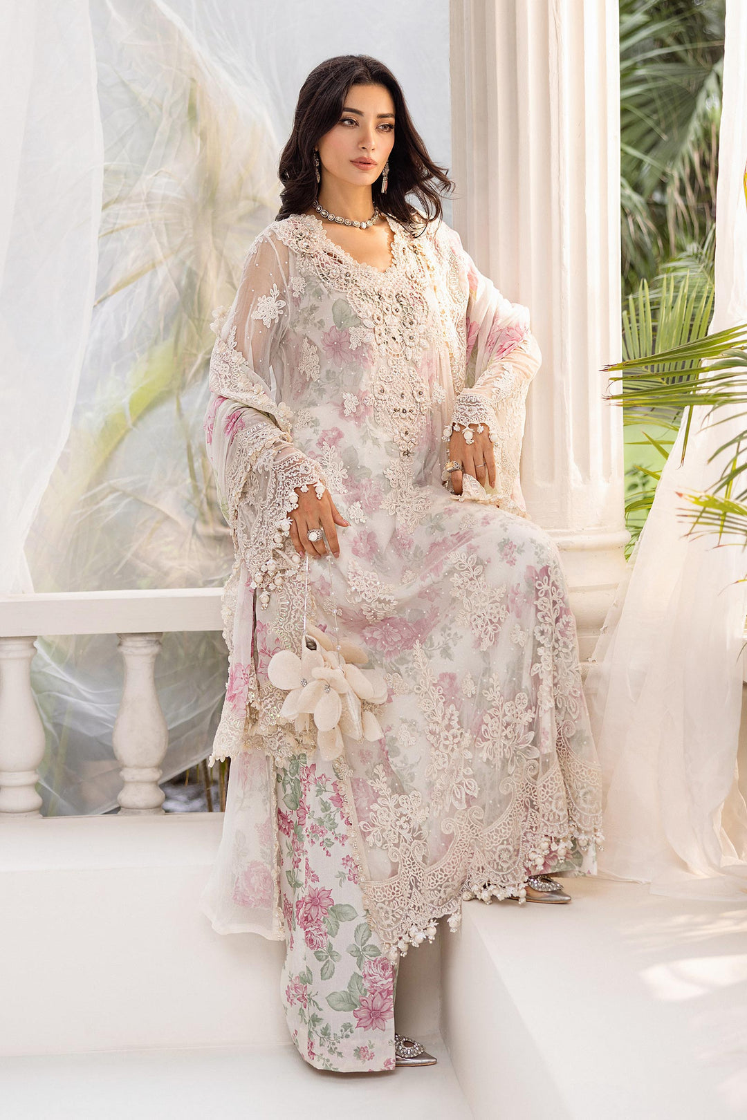 Maria.B Chiffons MPC-25-101
(Off White Rose)