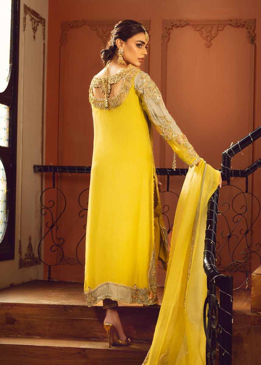 Sara Rohale Asghar (SRA) - Arched Blossom