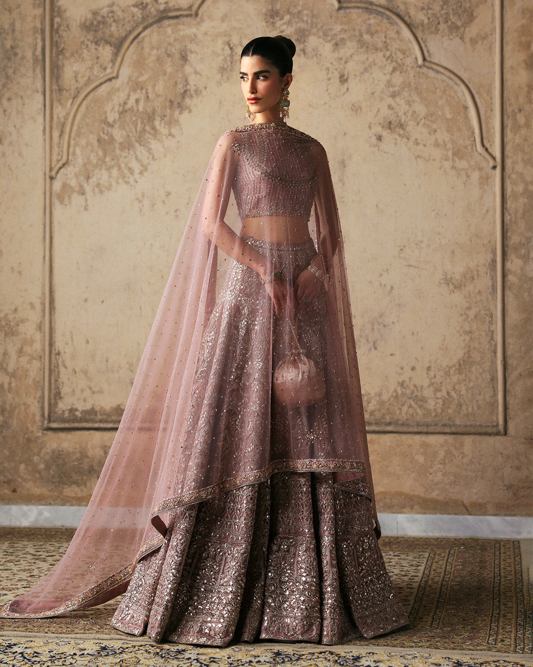 Faiza Saqlain - Prenia