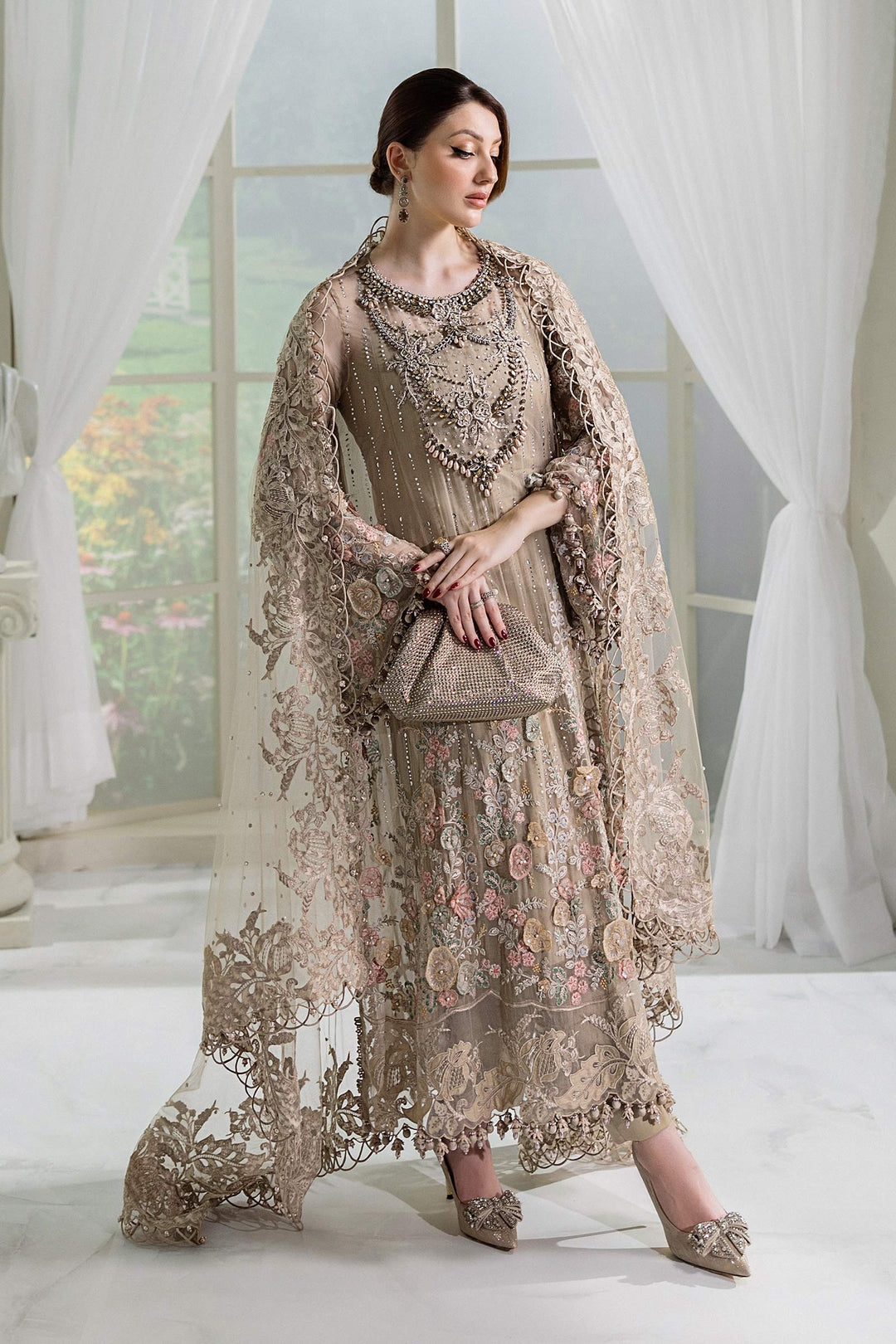 Maria.B Chiffons MPC-25-107
(Beige)