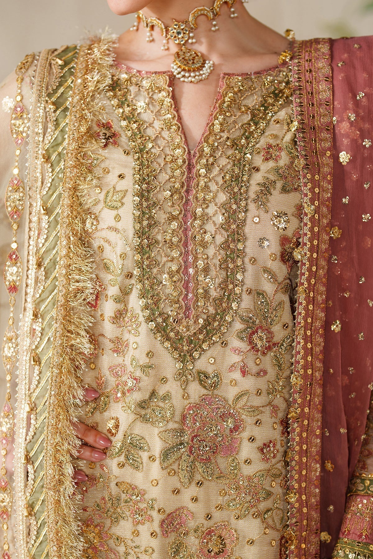 Baroque Chantelle EMBROIDERED CH14-02