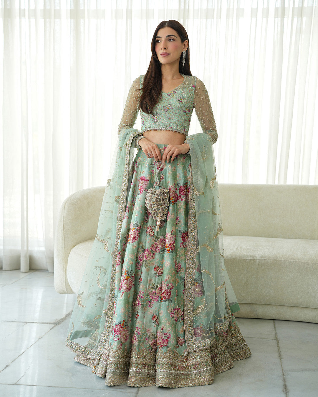 Faiza Saqlain - Rosabelle
