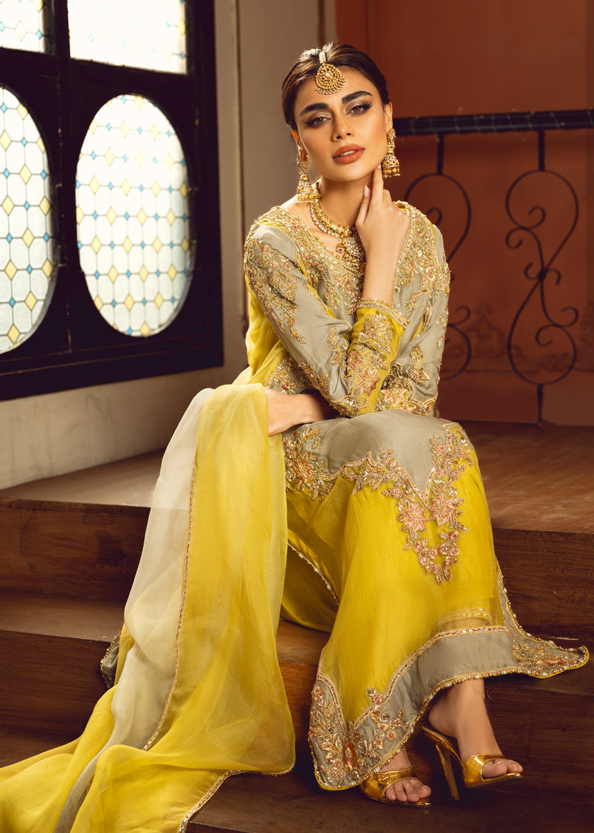 Sara Rohale Asghar (SRA) - Arched Blossom