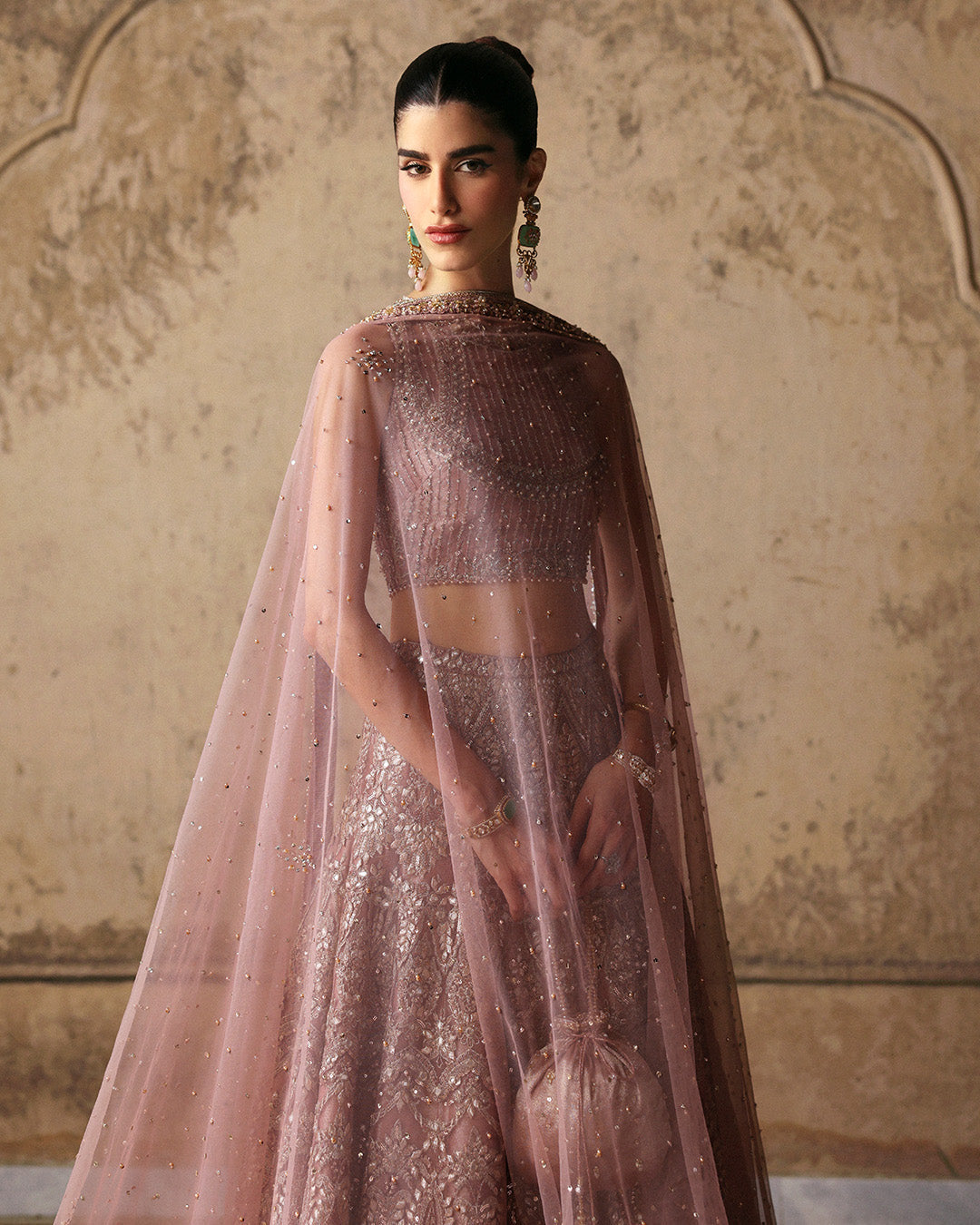 Faiza Saqlain - Prenia