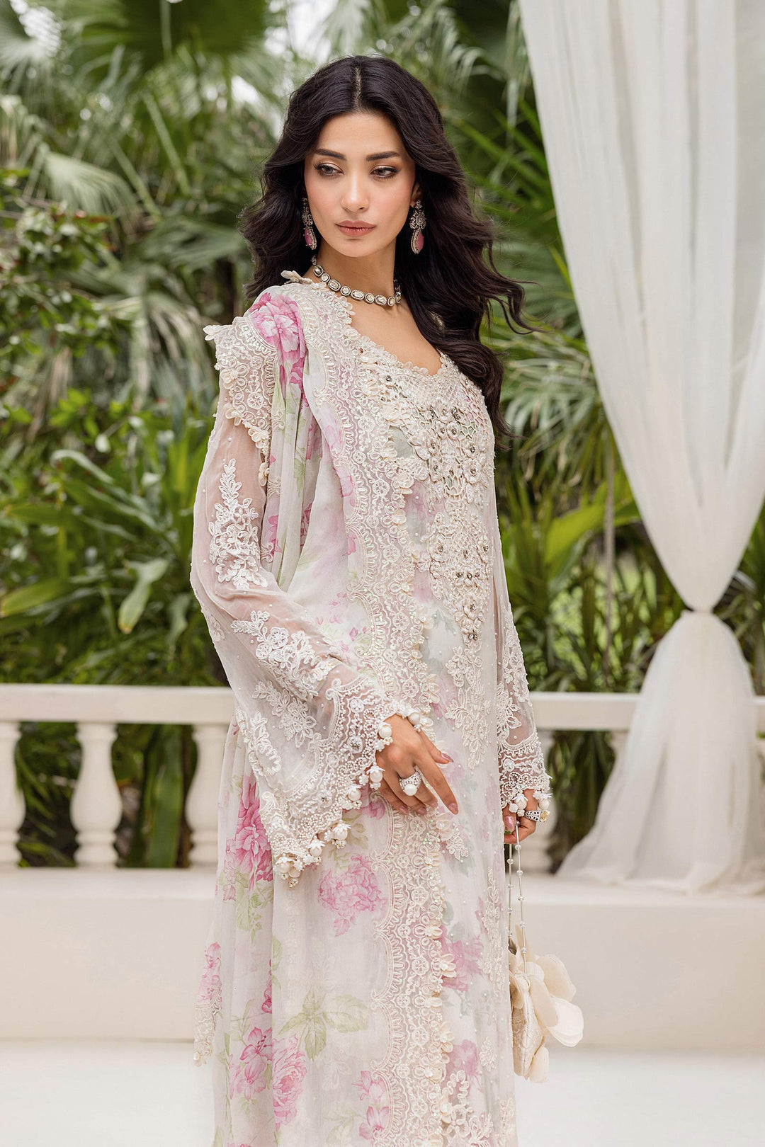 Maria.B Chiffons MPC-25-101
(Off White Rose)