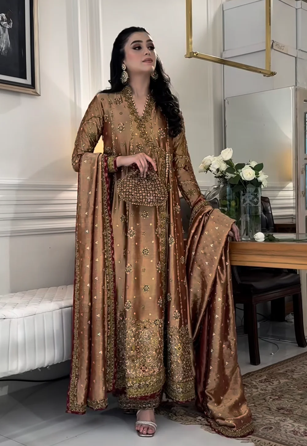 Haris Shakeel Luxury Maysoori D-8 Massori Zari dupatta with gold embroidery and deep maroon border at Zenni’s Atelier