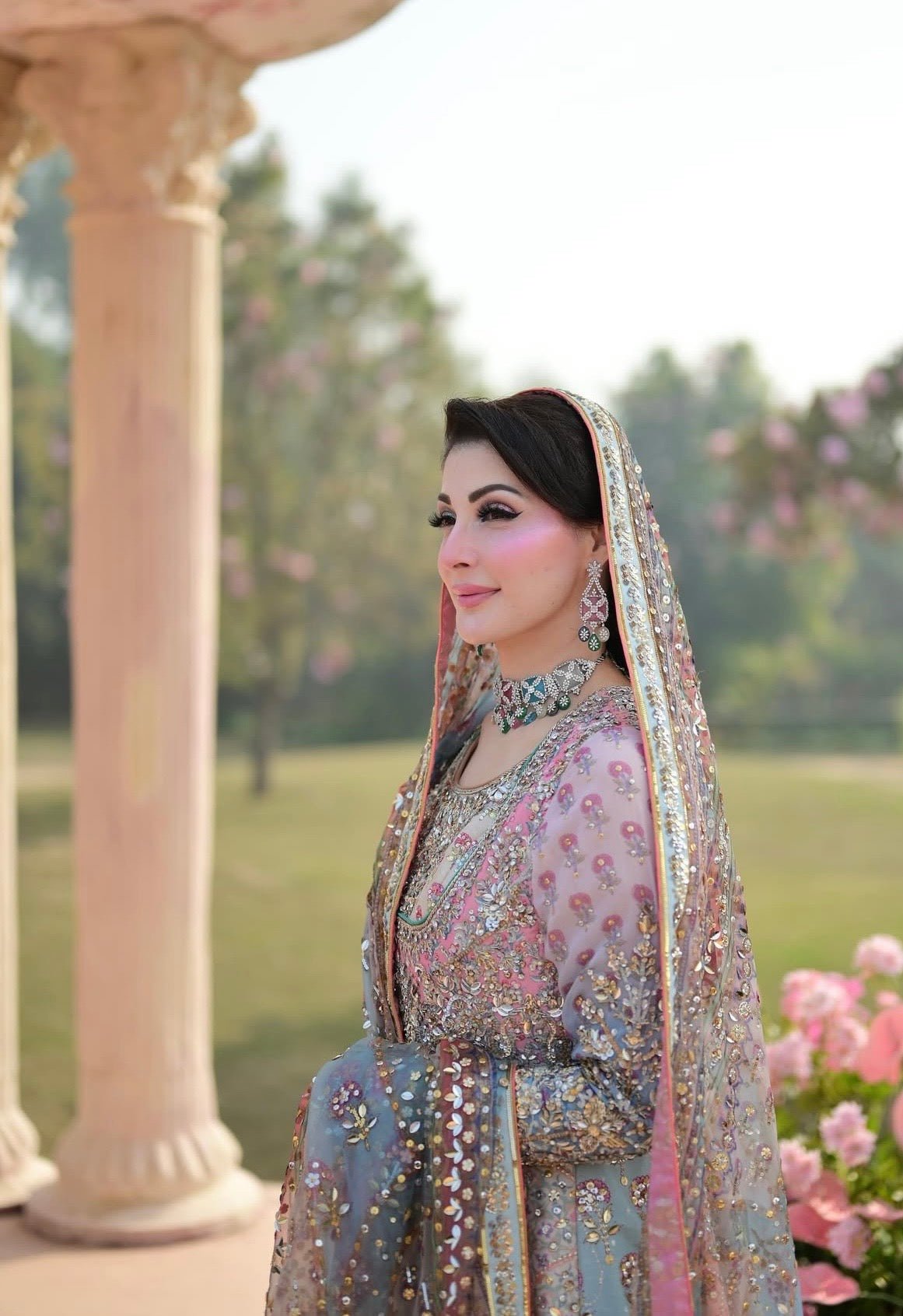 Nomi Ansari - Maryam Nawaz Pastel outfit