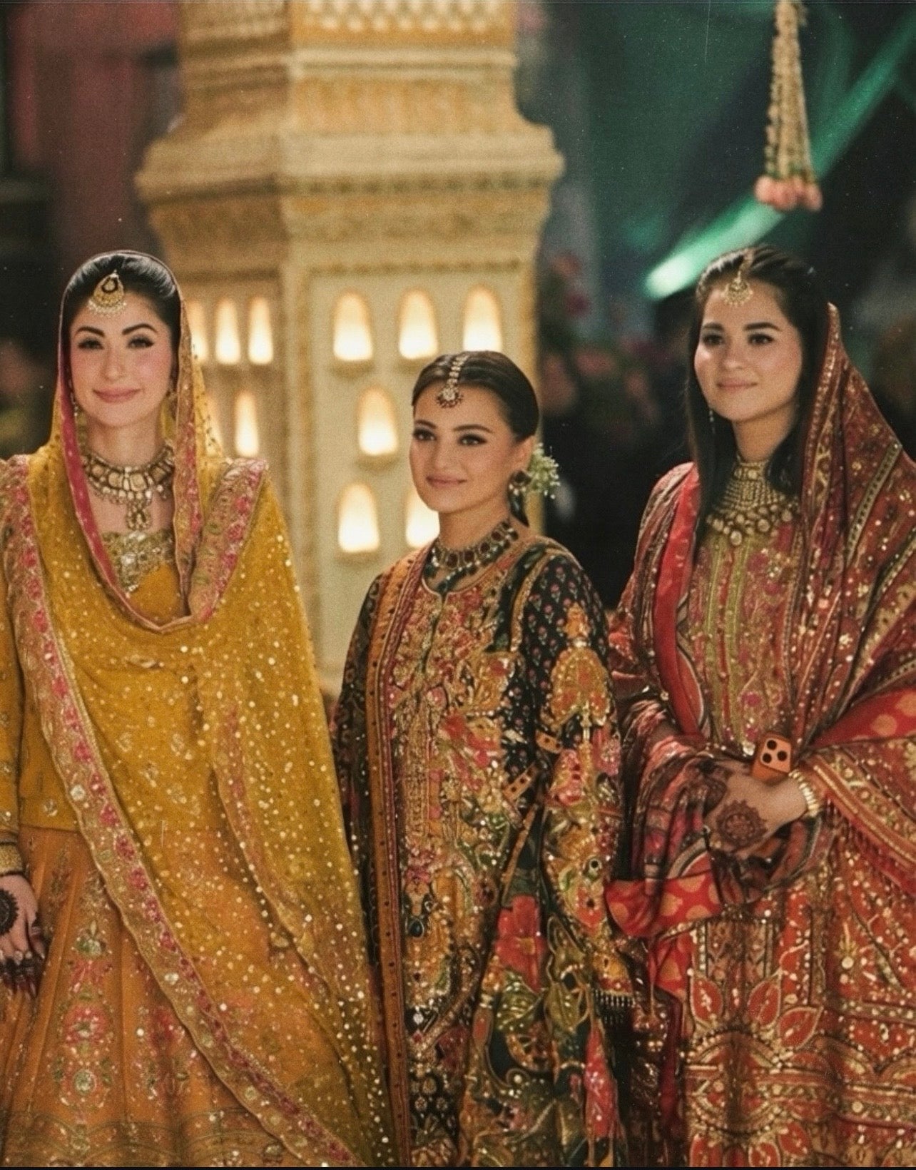 Nomi Ansari NAB-22-110 yellow net Mehndi dupatta with ornate embroidered borders and pink accents at Zenni’s Atelier